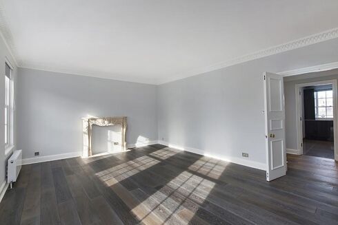 Picture of 2 bedroom flat for rent.