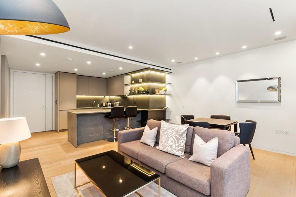 Image of Buckingham Palace Road, Victoria, London, SW1W