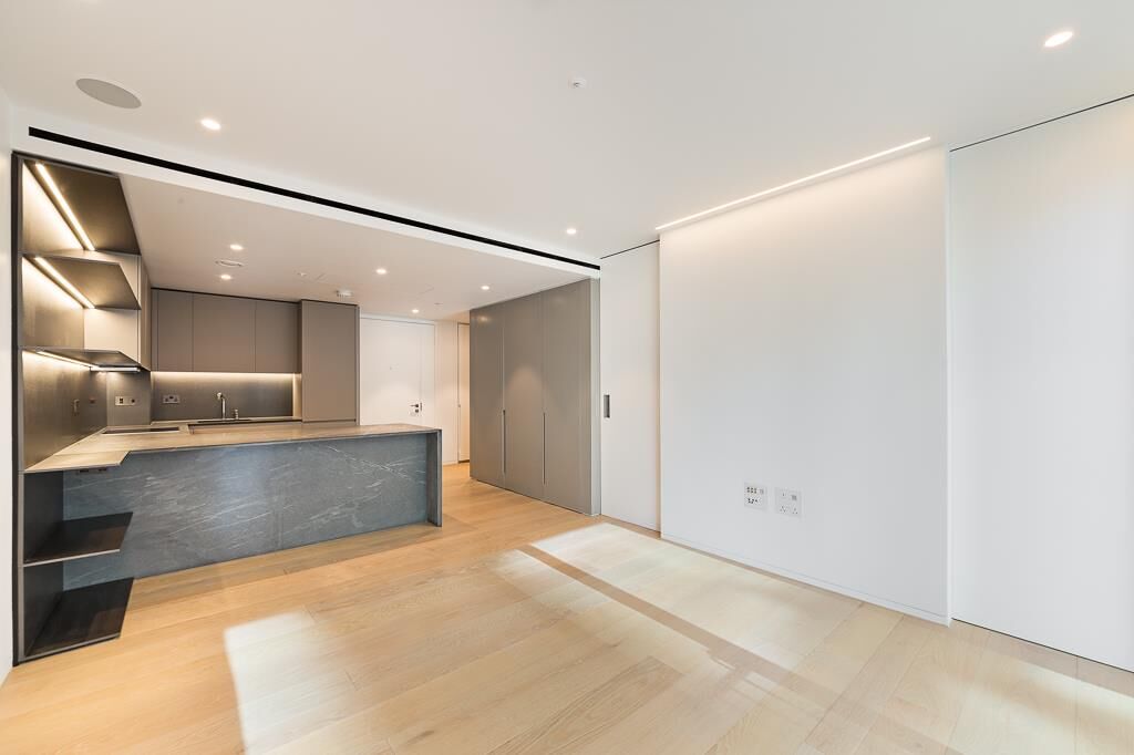 Image of Buckingham Palace Road, Victoria, London SW1W