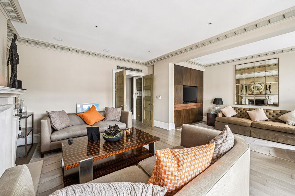 Image of Eaton Place, Belgravia, London SW1X