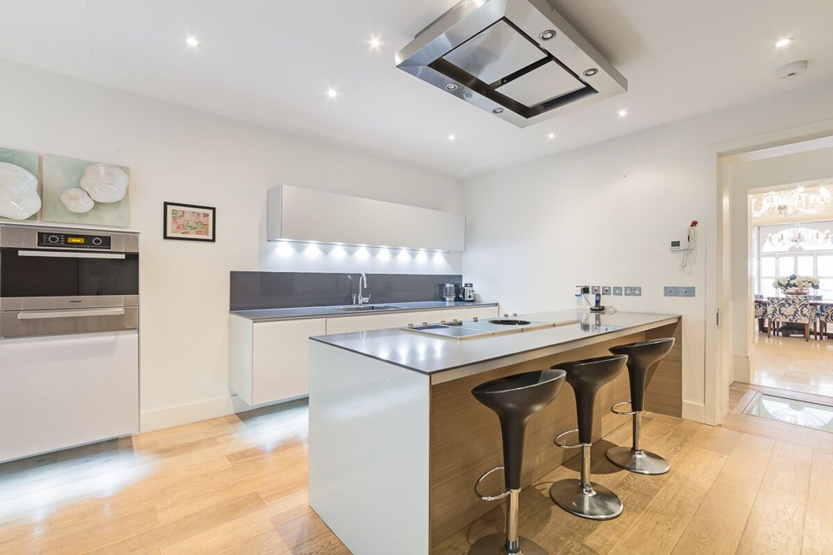 house to rent in Lower Belgrave Street, Belgravia, London, SW1W