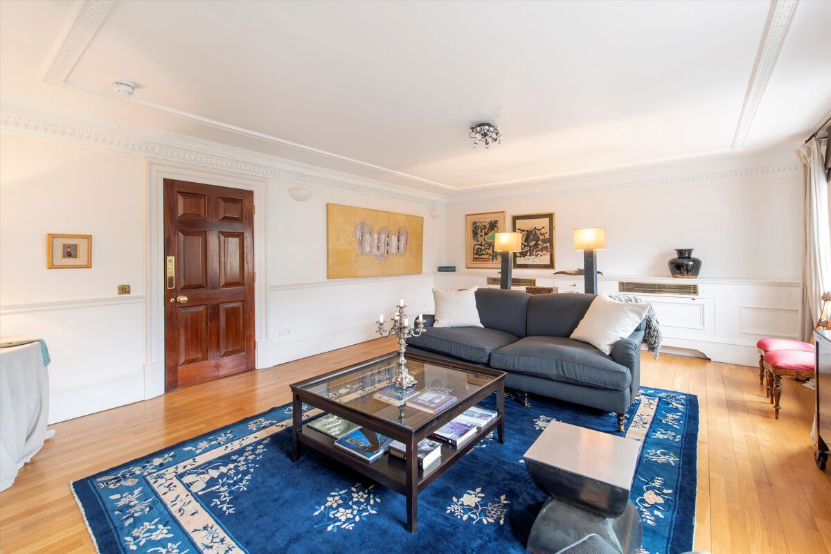 flat for sale in Eaton Square, London, SW1W BGV012072872 Knight Frank