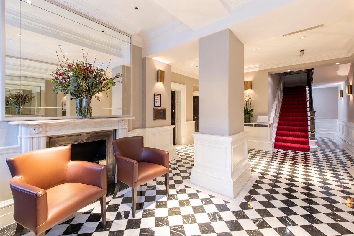 flat for sale in Eaton Square, London, SW1W BGV012072872 Knight Frank