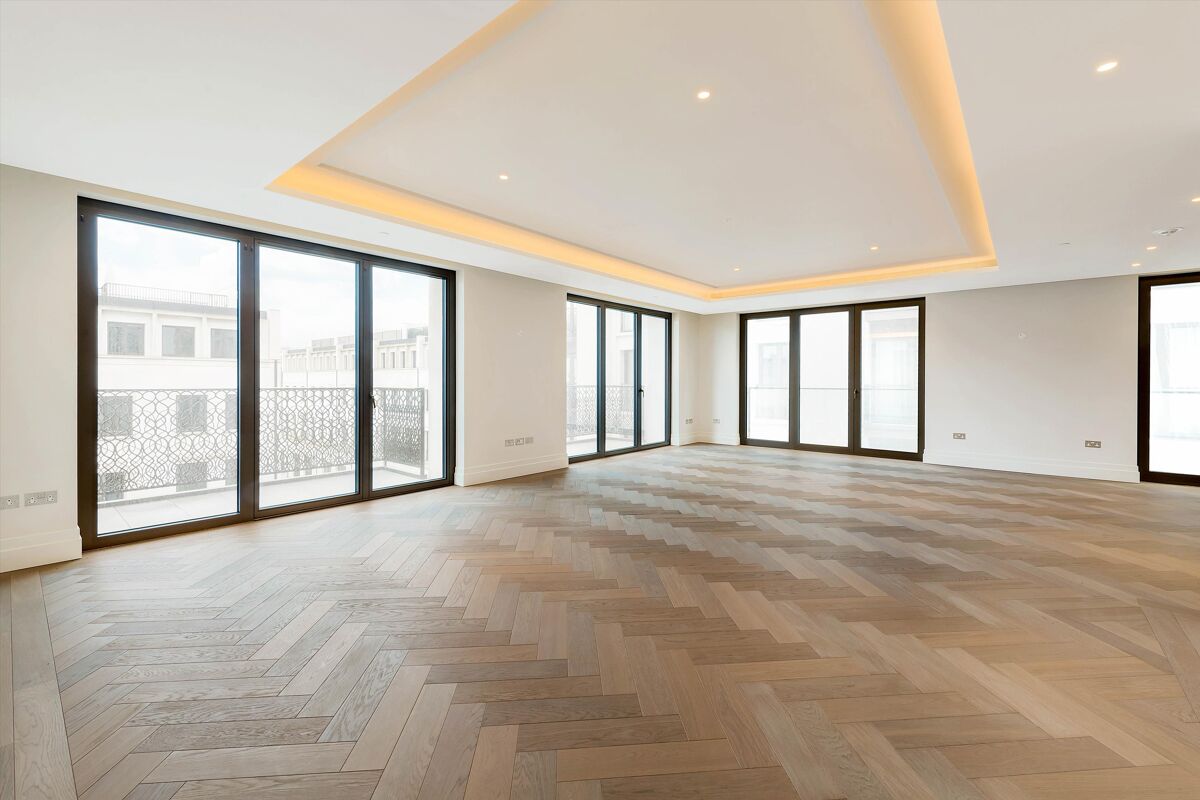 flat for sale in Whistler Square, London, SW1W BGV012126829 Knight