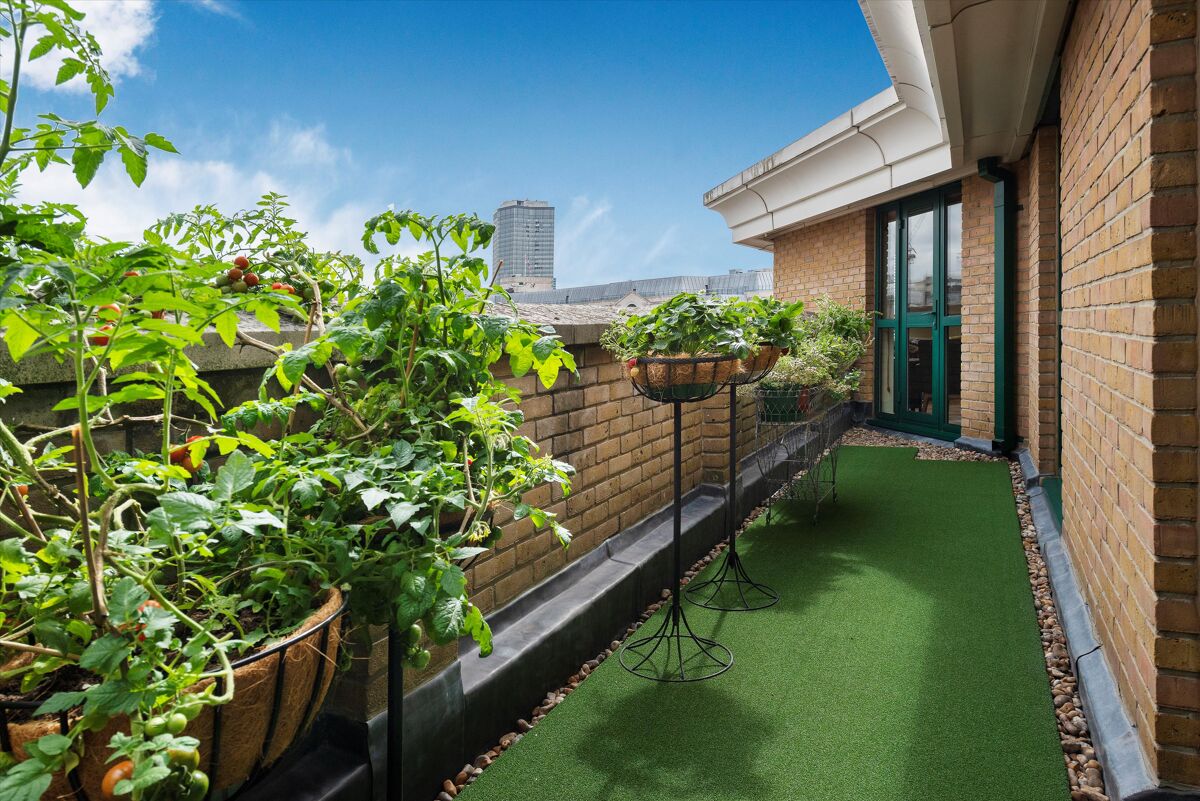 flat for sale in Octavia House, Medway Street, Westminster, London