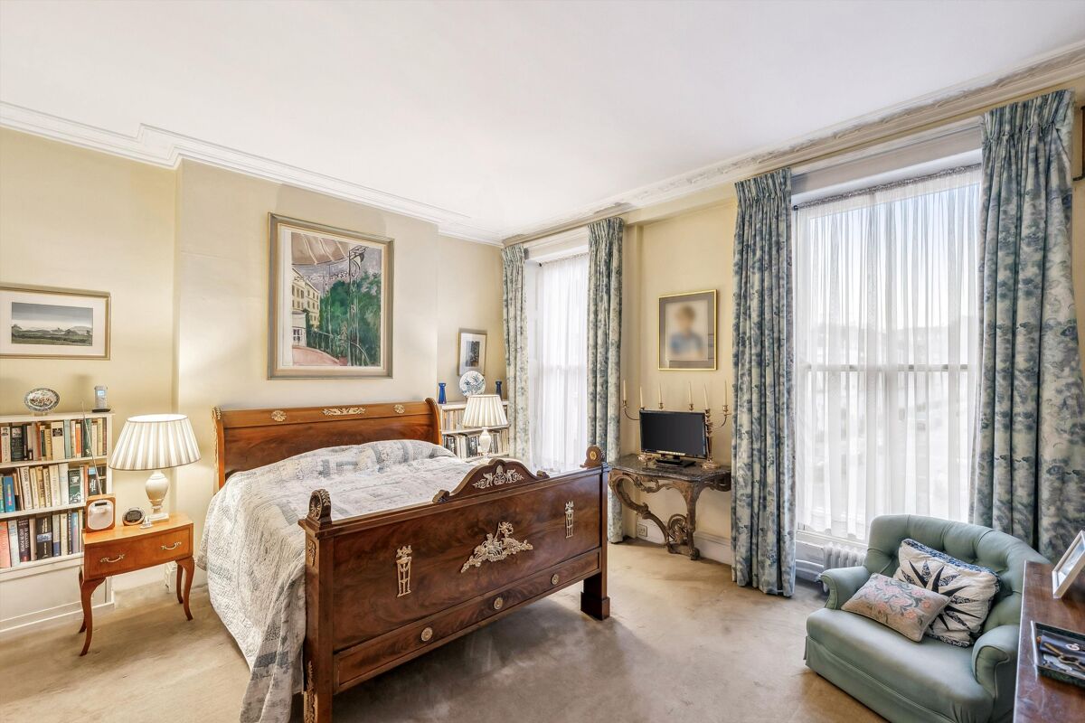 house for sale in Eaton Terrace, London, SW1W BGV012250092 Knight Frank