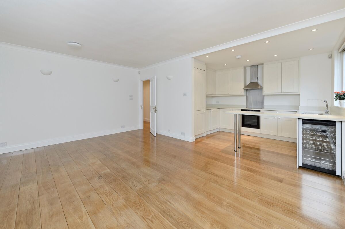 flat for sale in Greville House, Kinnerton Street, Belgravia, London