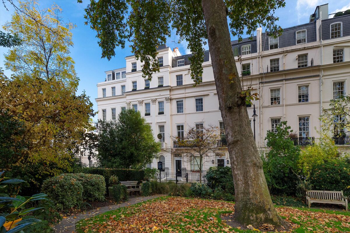 flat for sale in Wilton Crescent, London, SW1X BGV012269899 Knight