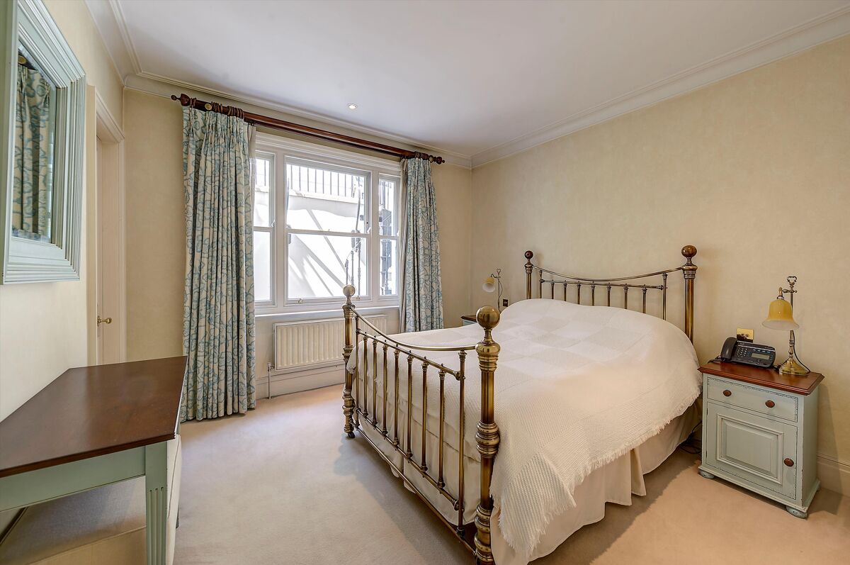 house for sale in Whittaker Street, London, SW1W BGV012273805