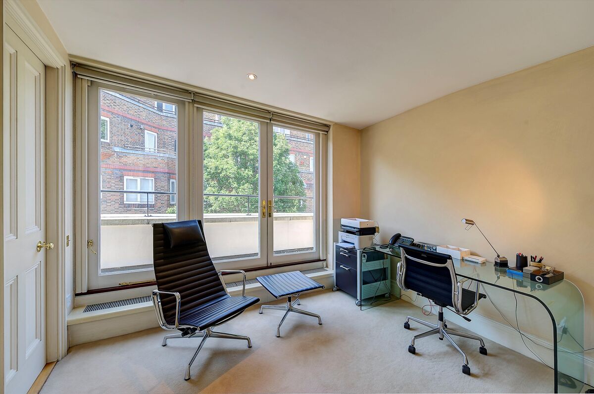 house for sale in Whittaker Street, London, SW1W BGV012273805