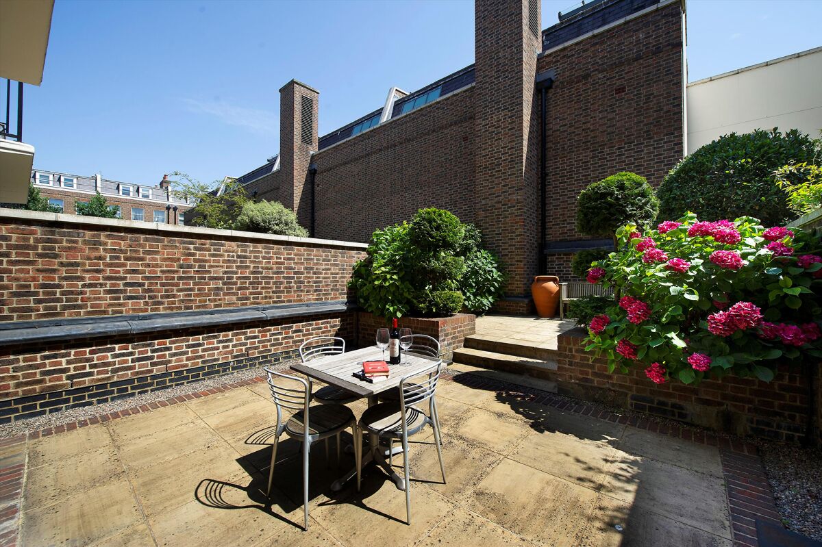 house for sale in Whittaker Street, London, SW1W BGV012273805