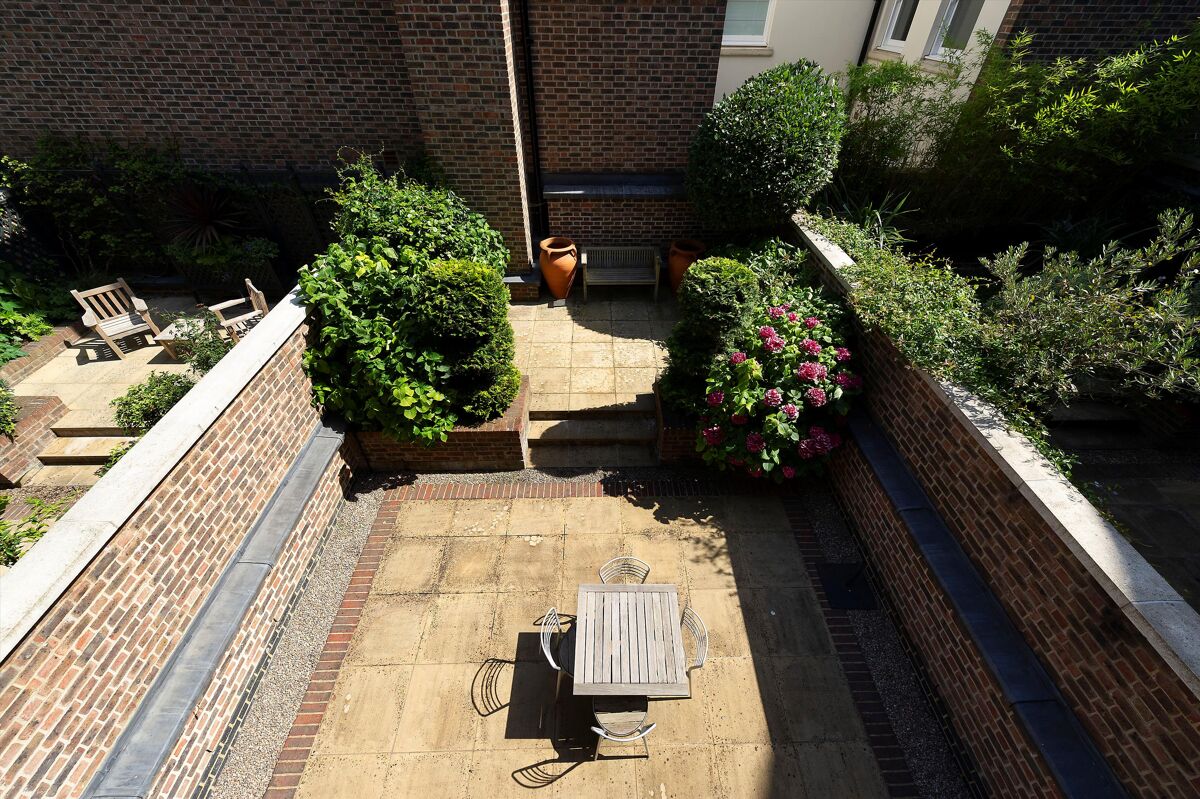 house for sale in Whittaker Street, London, SW1W BGV012273805