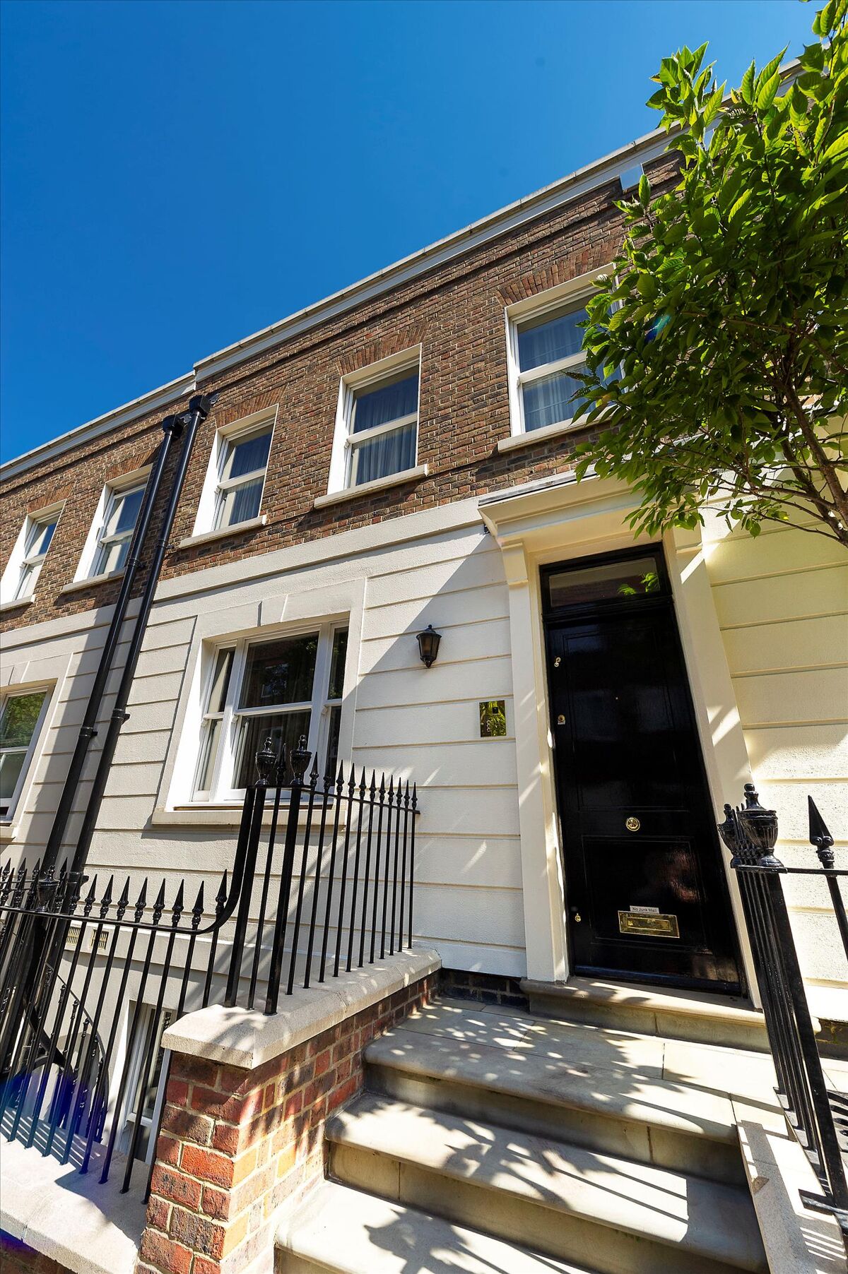 house for sale in Whittaker Street, London, SW1W BGV012273805