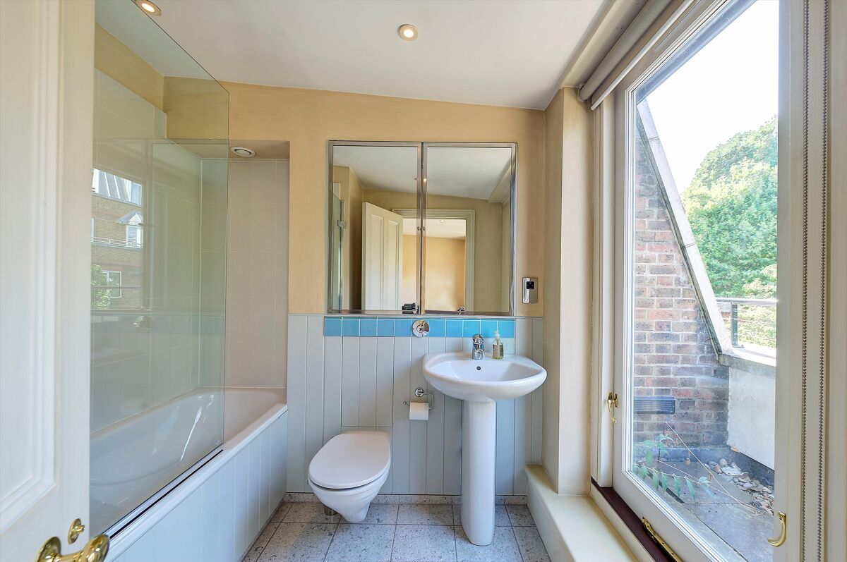 house for sale in Whittaker Street, London, SW1W BGV012273805