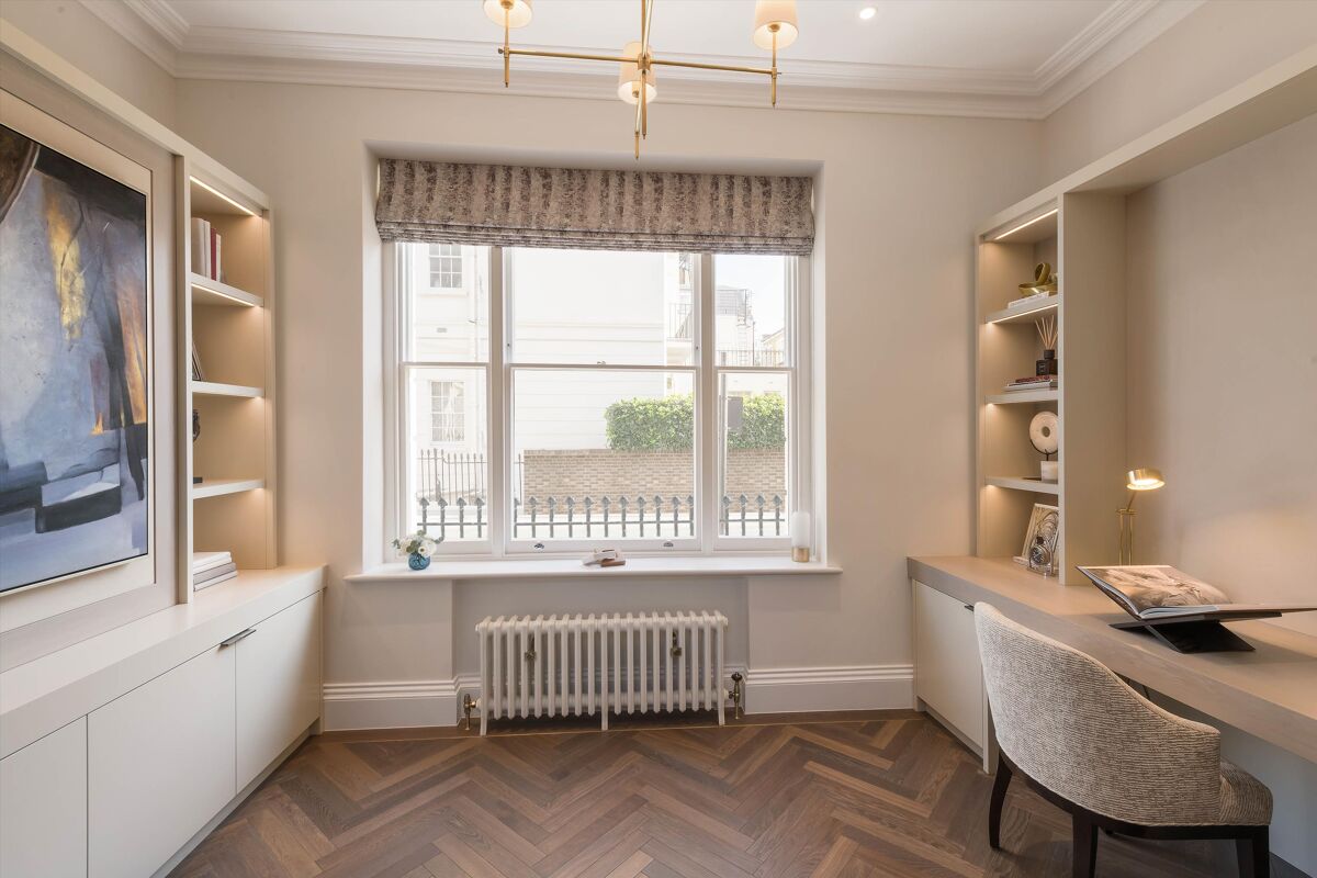 flat for sale in Wilton Crescent, London, SW1X. BGV012275439 Knight