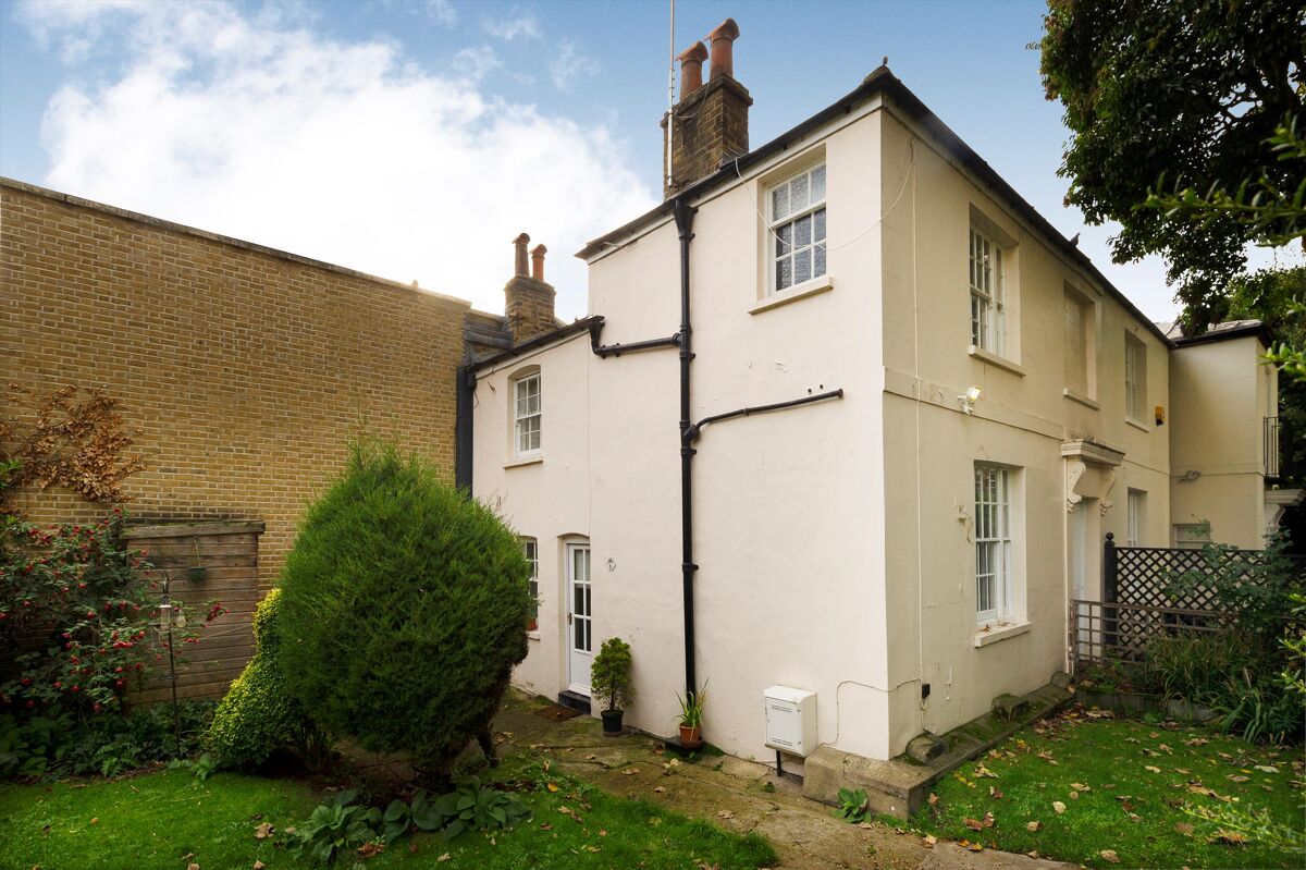 House for sale in Ebury Bridge Road, London, SW1W BGV012276913