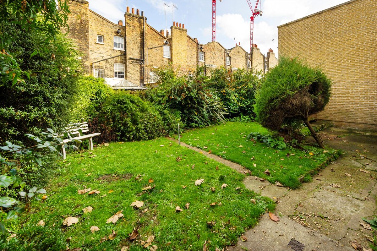 House for sale in Ebury Bridge Road, London, SW1W BGV012276913