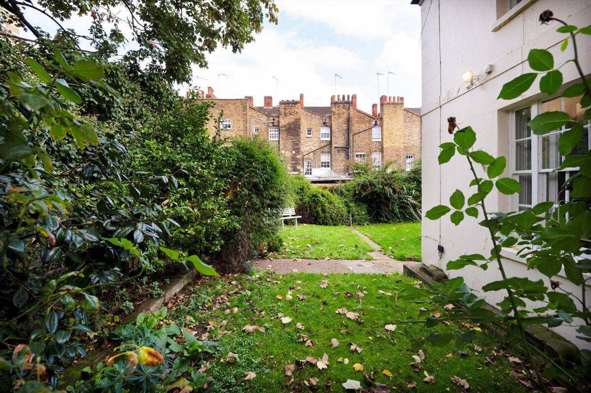 House for sale in Ebury Bridge Road, London, SW1W BGV012276913