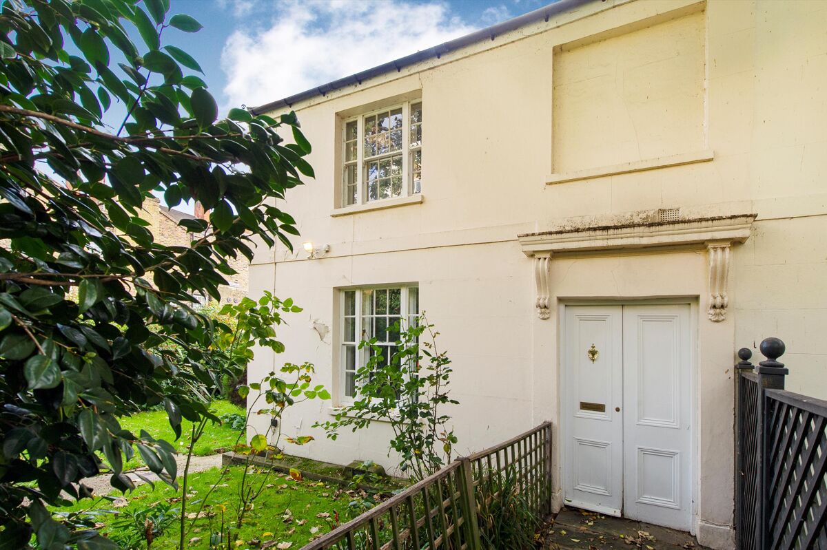 House for sale in Ebury Bridge Road, London, SW1W BGV012276913