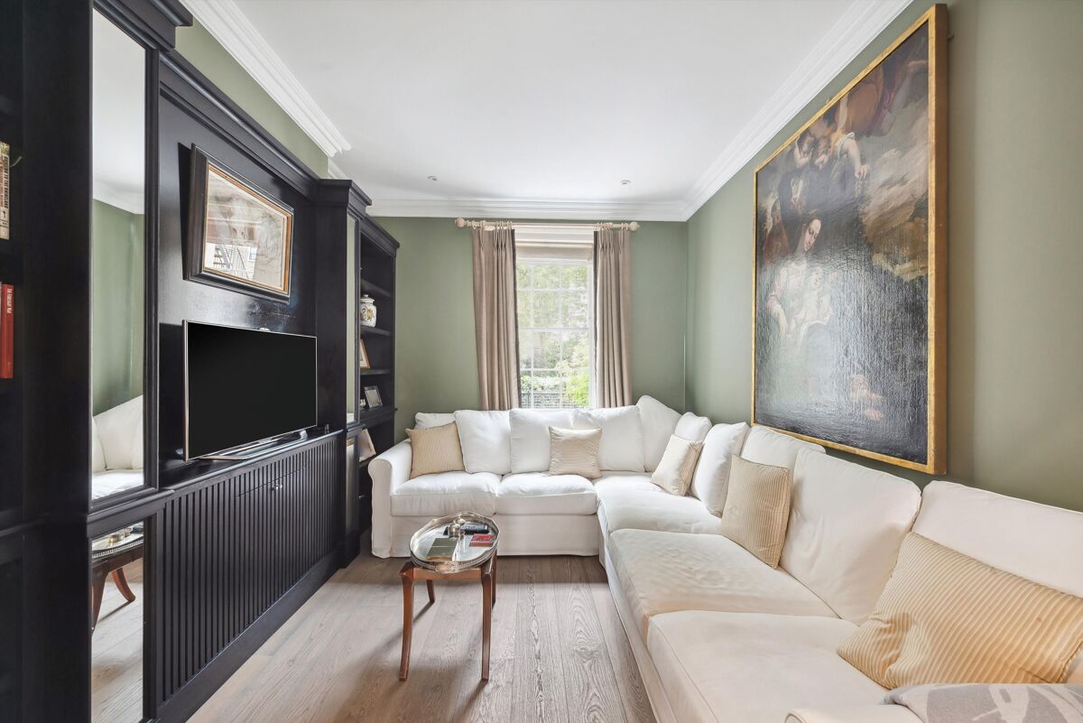 townhouse for sale in Lower Belgrave Street, London, SW1W