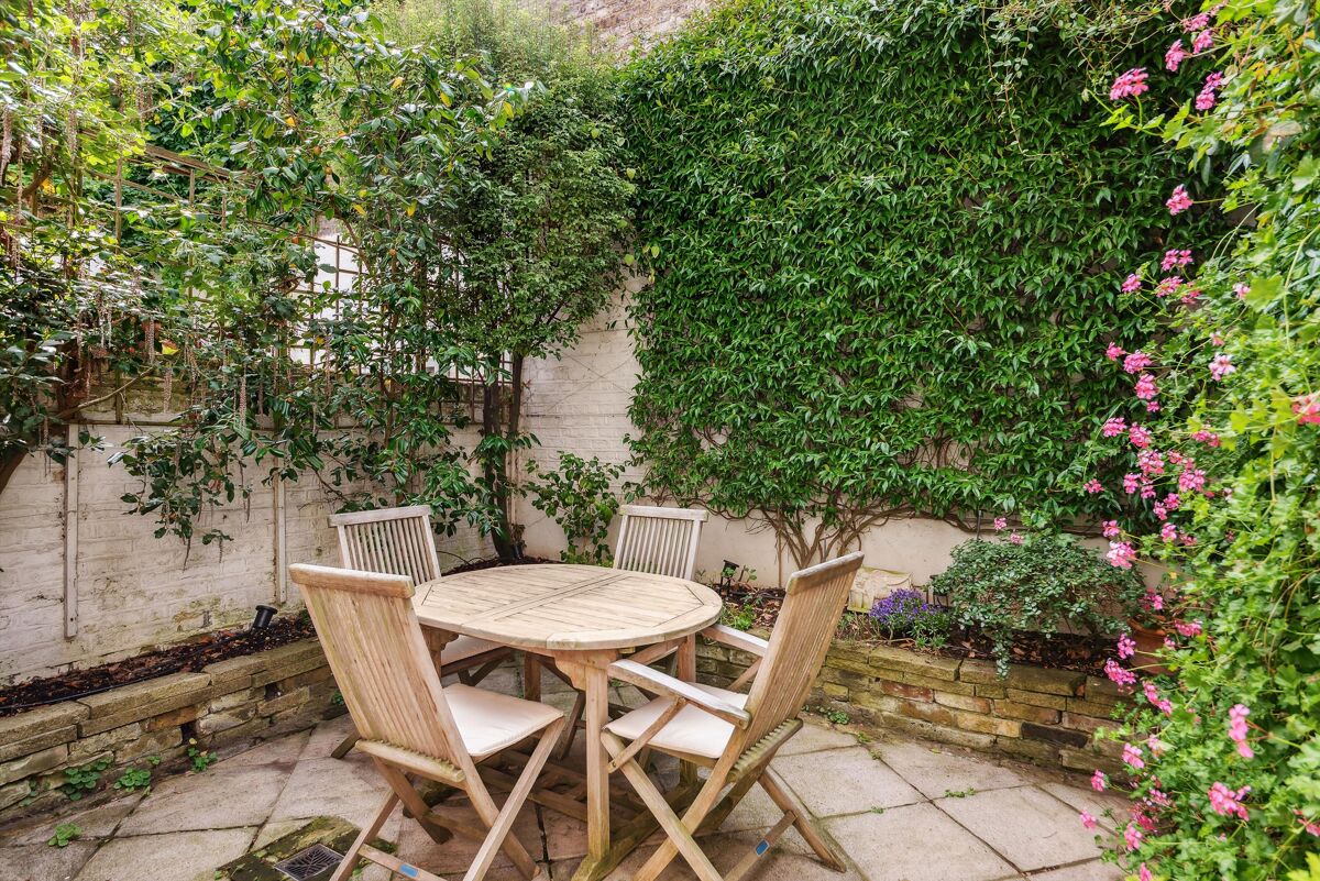 house for sale in St. Barnabas Street, London, SW1W BGV012375982