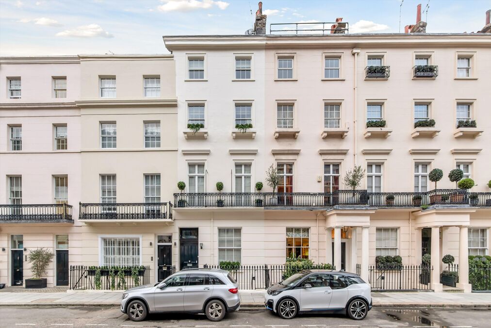 Image of Ebury Street, London, SW1W.