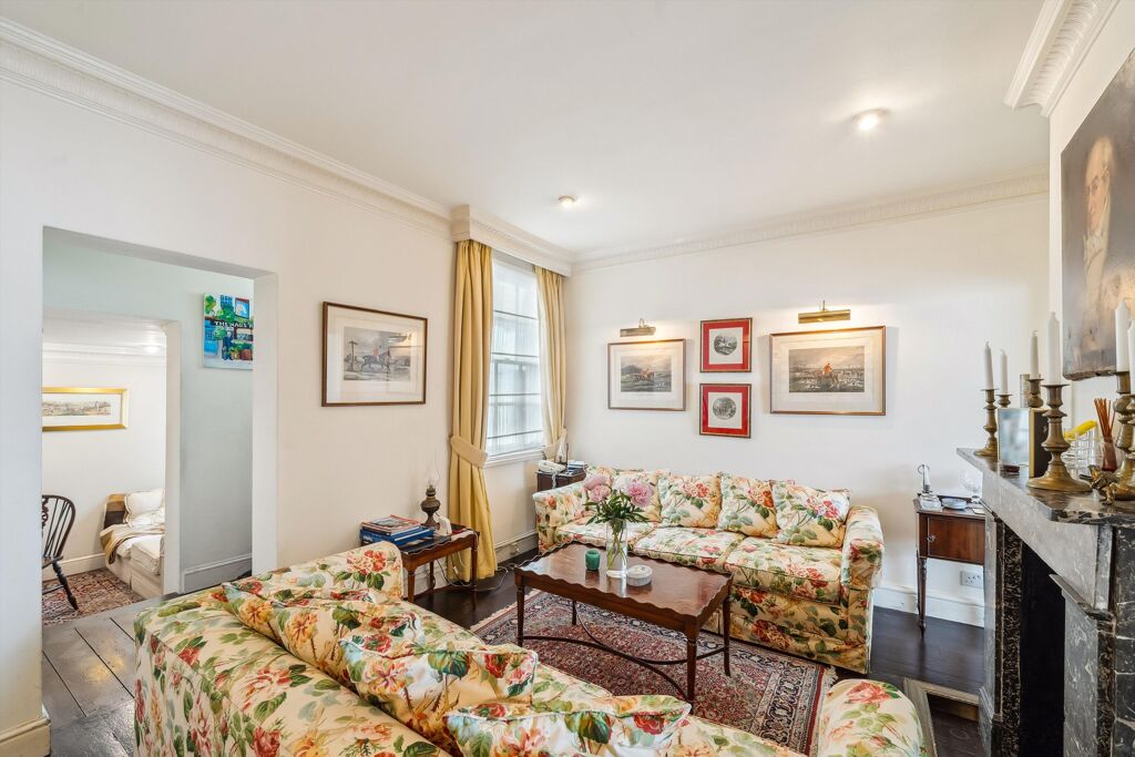 Image of Anns Close, London, SW1X