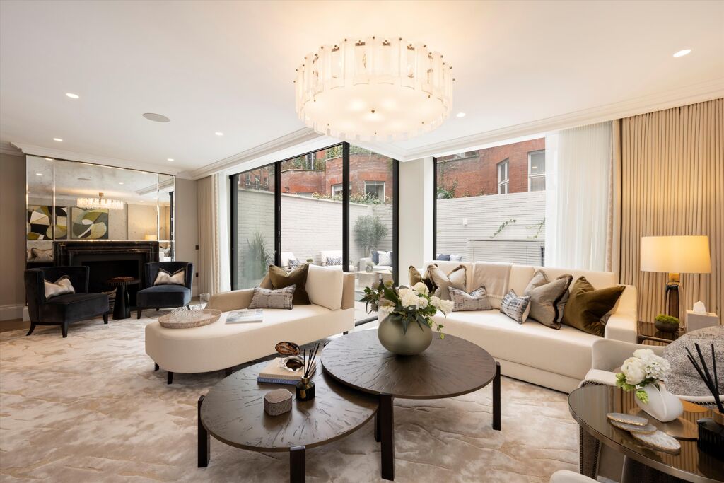 Image of Shafto Mews, London, SW1X