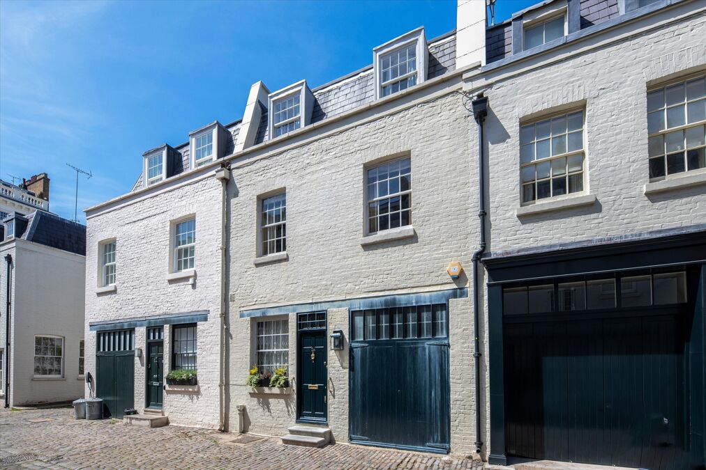 Image of Lyall Mews, London, SW1X