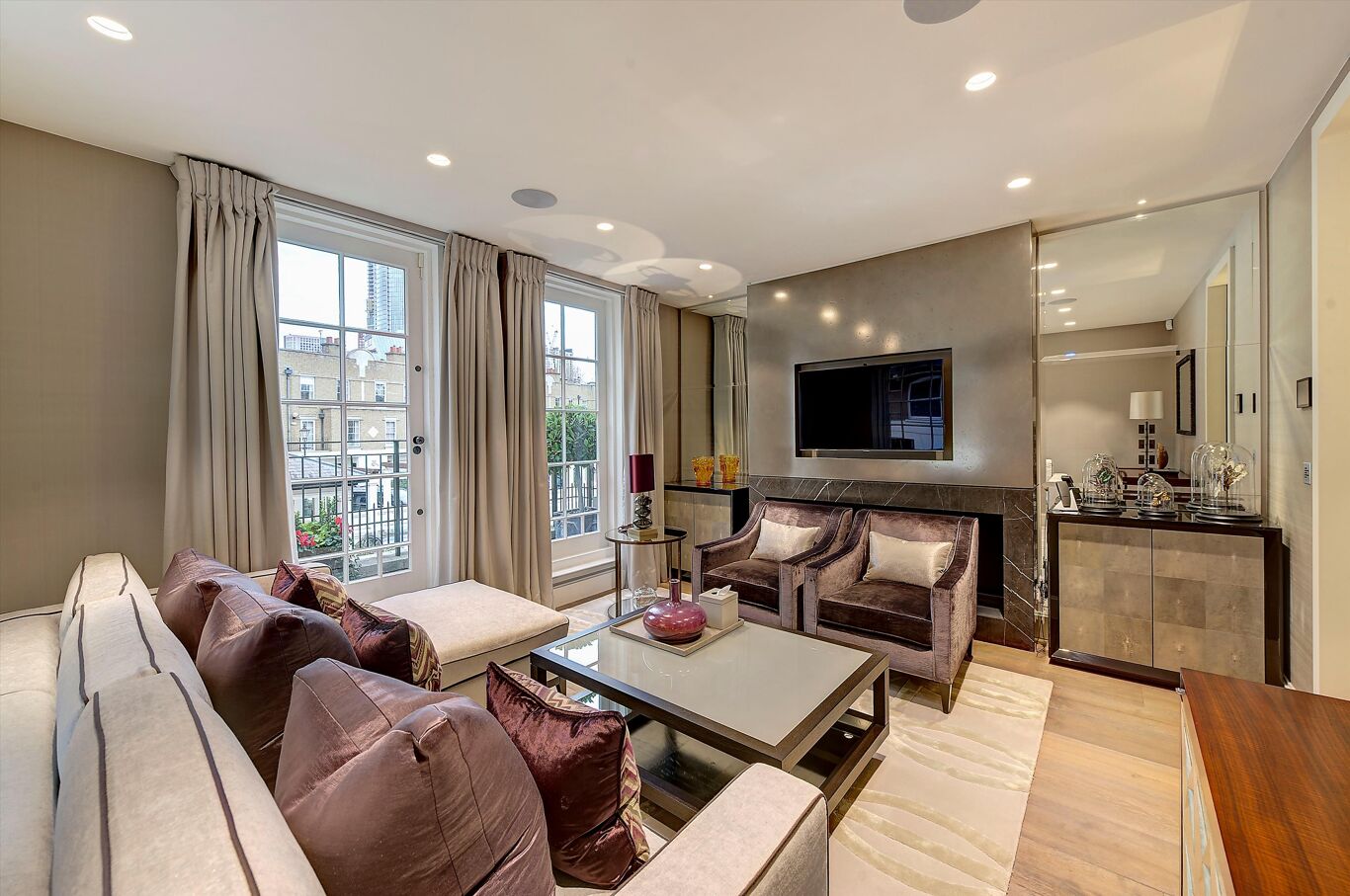 Image of Lindsay Square, London SW1V
