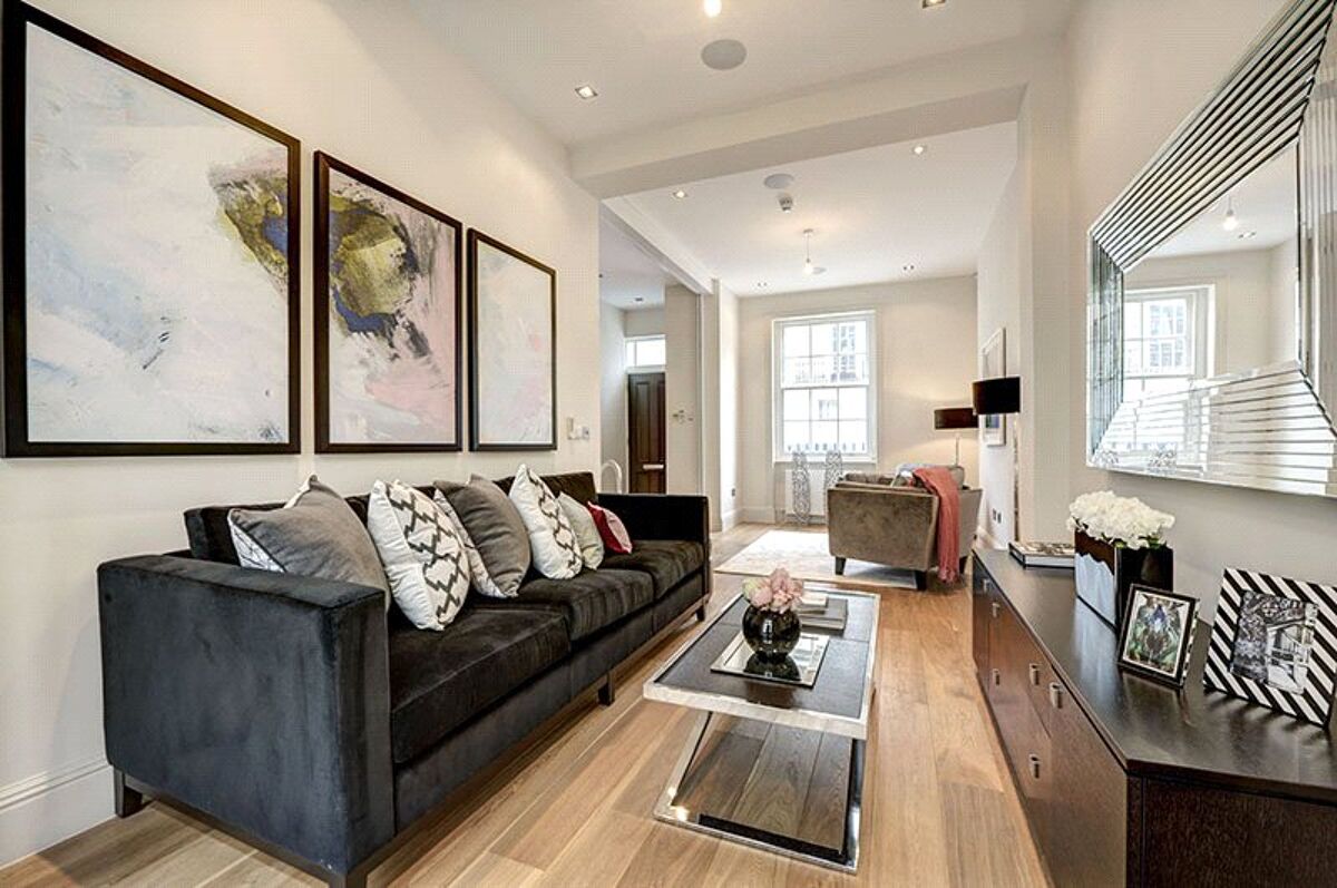 house for sale in Warwick Way, Pimlico, London, SW1V BGV130104