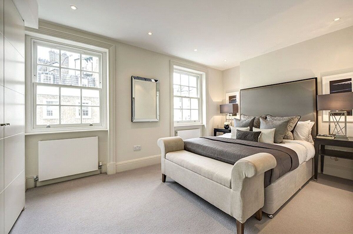 house for sale in Warwick Way, Pimlico, London, SW1V BGV130104 Knight Frank