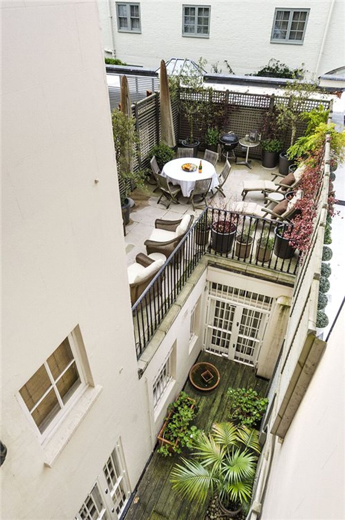 house for sale in Eaton Terrace, Belgravia, London, SW1W BGV140202