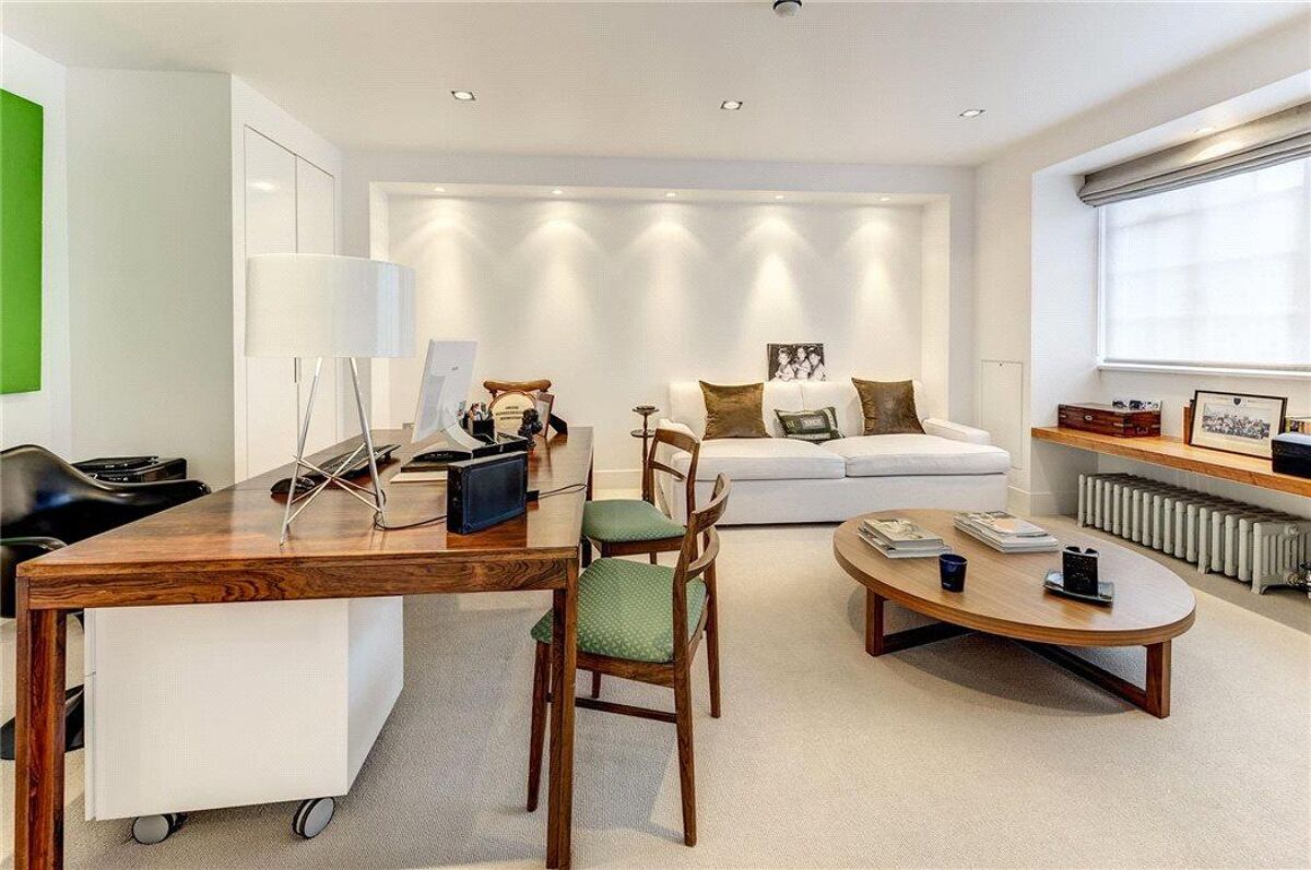 house for sale in Buckingham Place, Westminster, London, SW1E