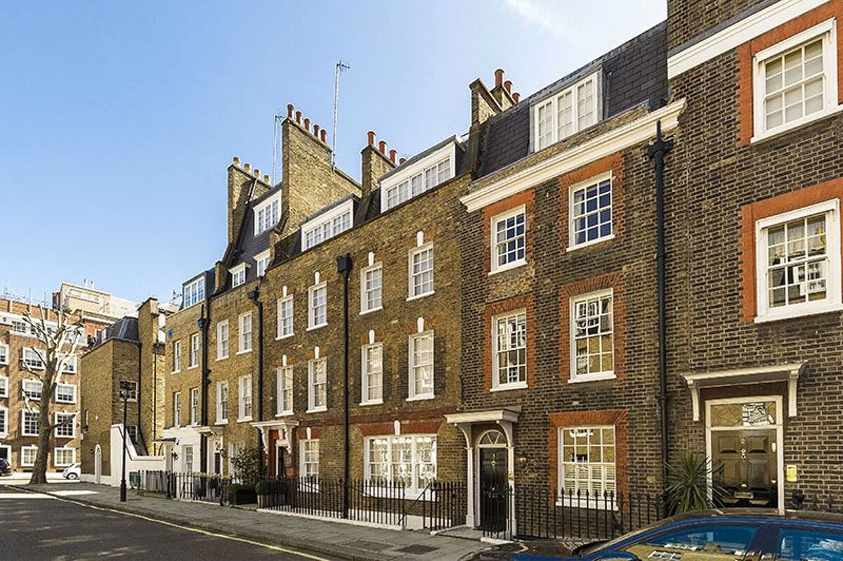 house for sale in Buckingham Place, Westminster, London, SW1E
