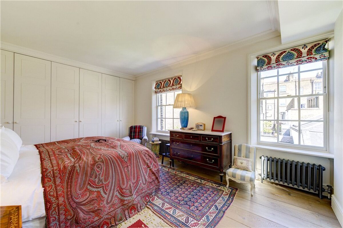 house for sale in Bloomfield Terrace, Belgravia, London, SW1W