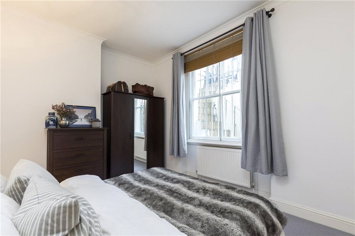 flat for sale in Warwick Square, Pimlico, London, SW1V BGV160174
