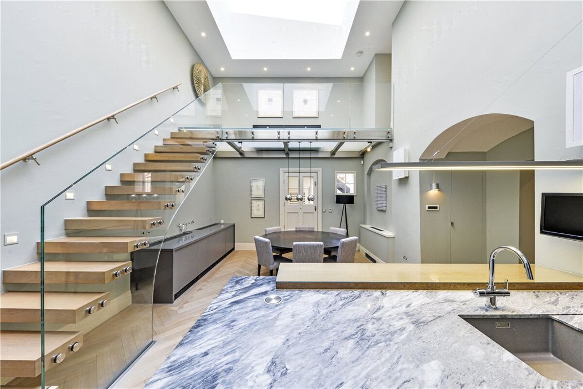 house for sale in Wilton Mews, Belgravia, London, SW1X BGV180024