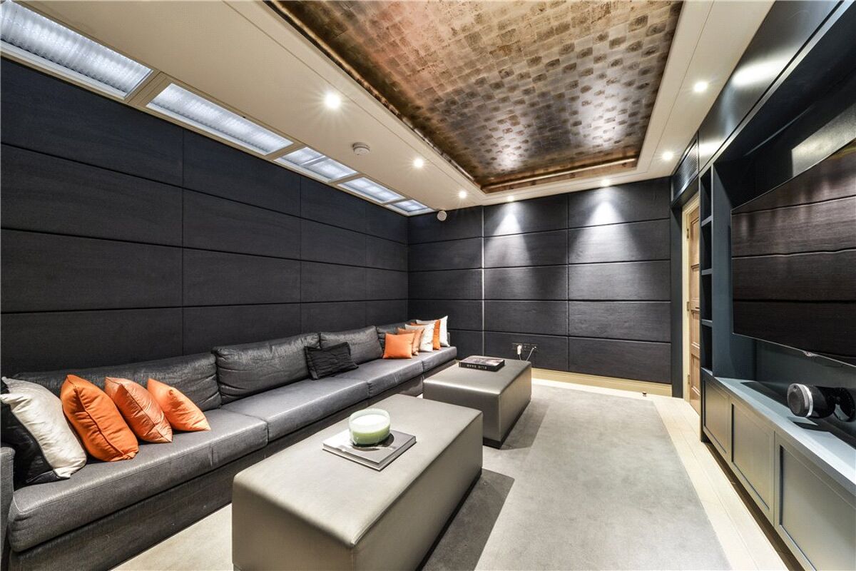 house for sale in Wilton Mews, Belgravia, London, SW1X BGV180024