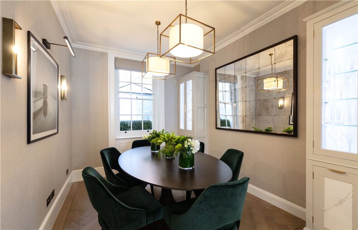 house for sale in Eaton Terrace, London, SW1W BGV190068 Knight Frank