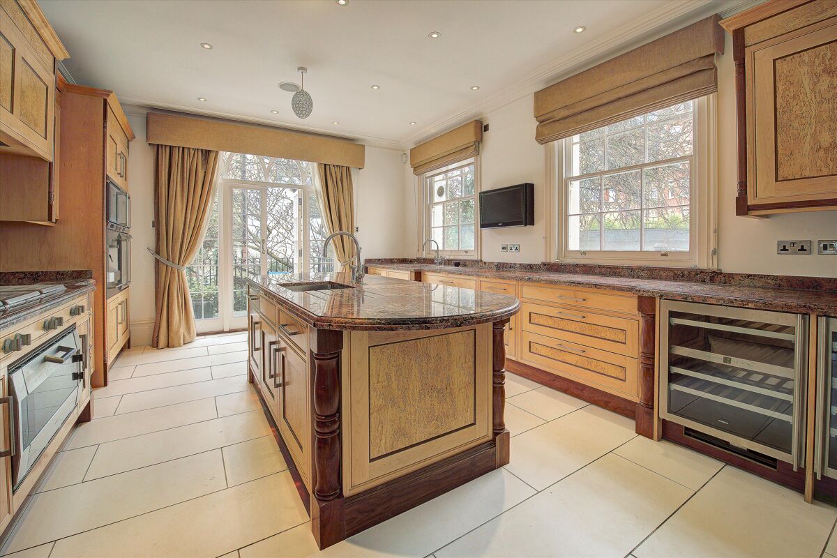 house for sale in Lower Belgrave Street, London, SW1W BGV200002