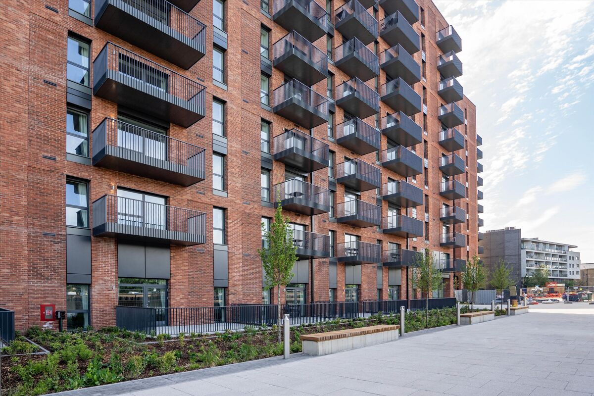 flat to rent in Barking Wharf Square, Barking, IG11 BIQ012106745