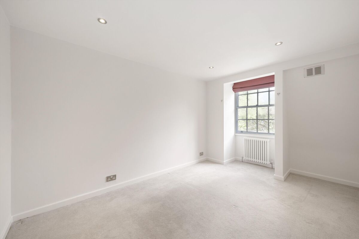 flat to rent in Shaftesbury House, Trinity Street, Southwark, London