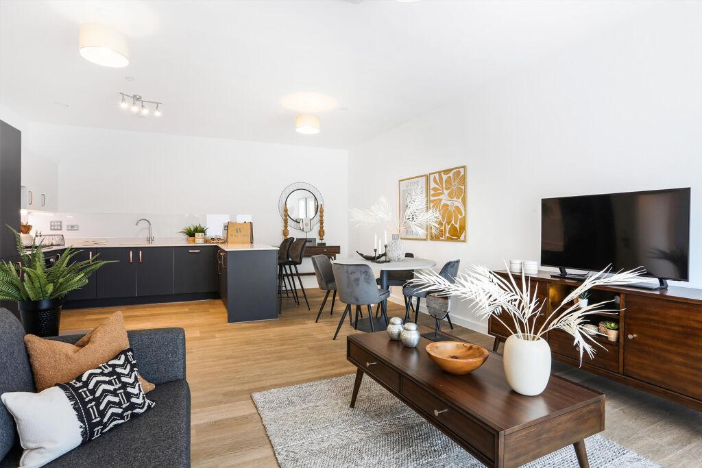 Image of Station Avenue, Walton-on-Thames, Surrey, KT12.