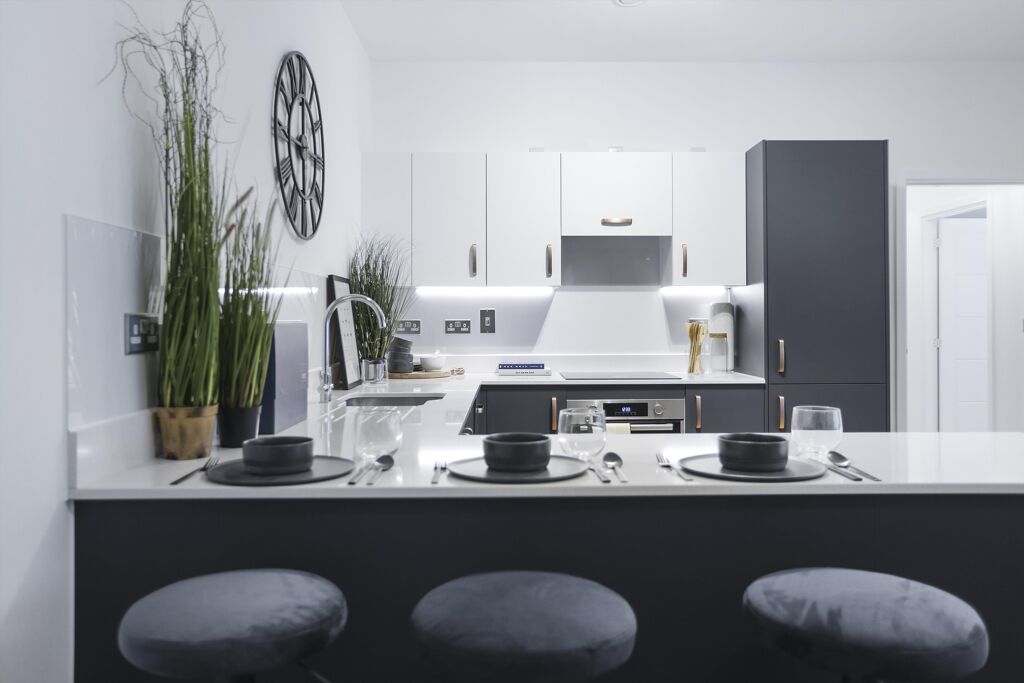 Image of Station Avenue, Walton-on-Thames, Surrey, KT12
