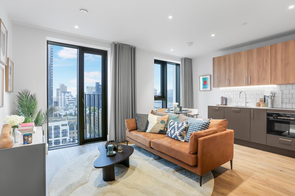 Image of Charter Street, Canary Wharf, London, E22