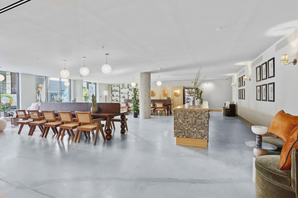 Image of Emmett House, Capital Interchange Way, Brentford, TW8