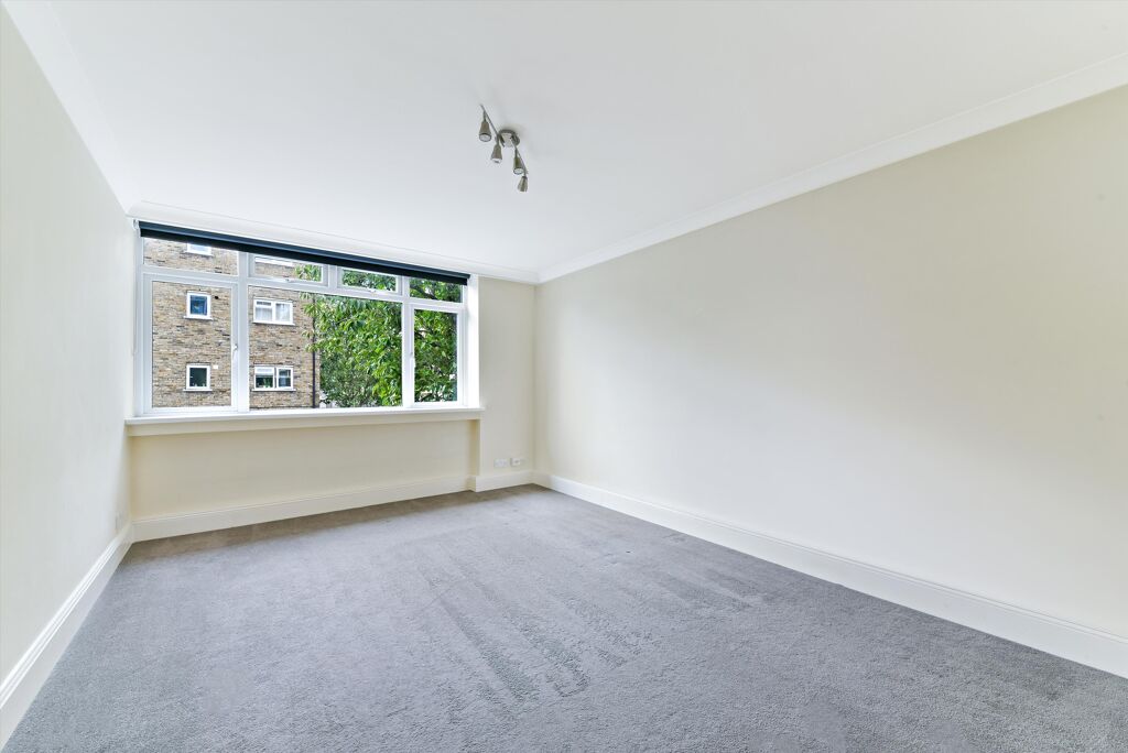 Image of Gloucester Court, Swan Street, Southwark, London, SE1