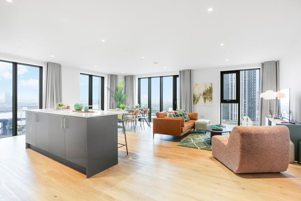 Image of Charter Street, Canary Wharf, London, E22