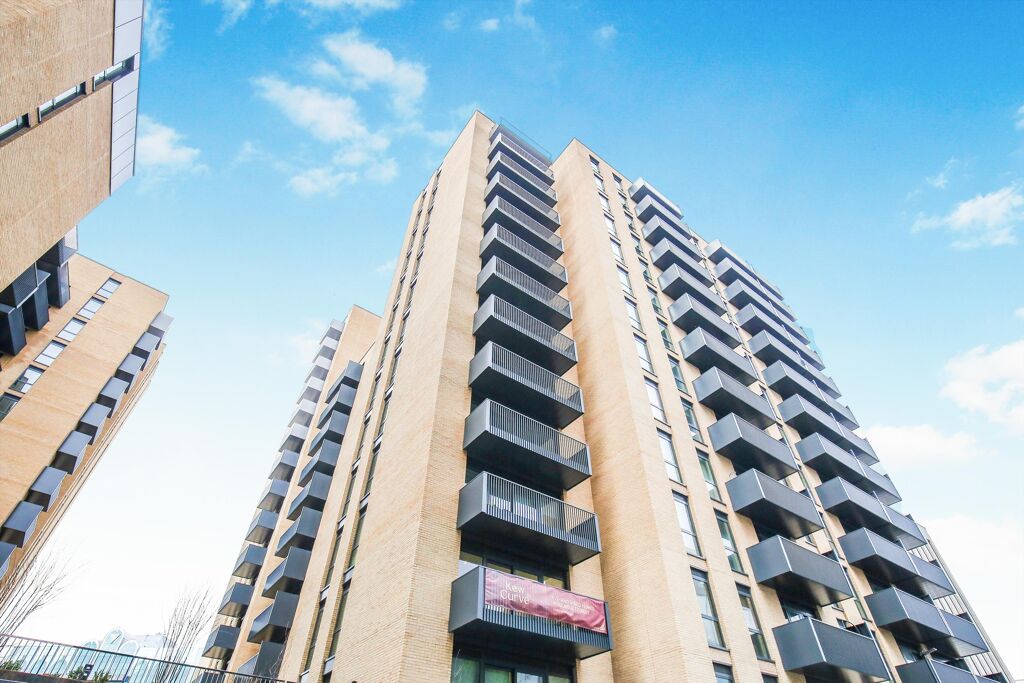 Image of Kew Curve, Capital Interchange Way, Brentford, TW8